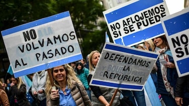 Deuda, inflación y elecciones, el peligroso cóctel de Argentina