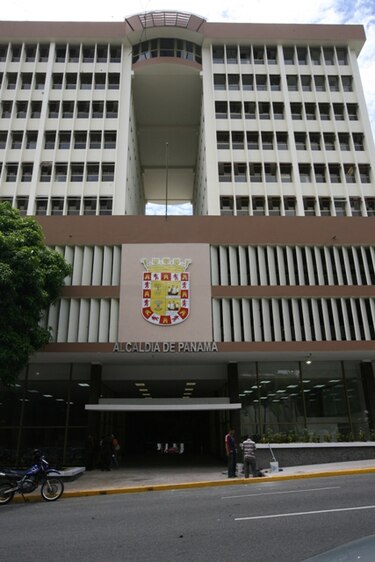 Se calienta carrera por la Alcaldía capitalina