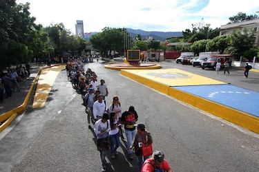 78 mil venezolanos cruzan la frontera a Colombia para buscar comida durante el fin de semana