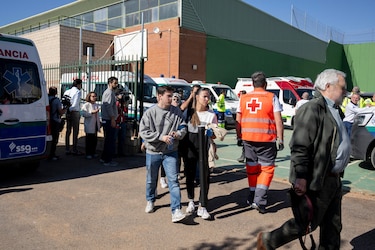 Accidente de tren en España: solidaridad de los vecinos y desesperación de los familiares