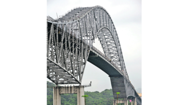 Extienden trabajos en el puente de las Américas