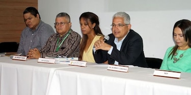 Alcalde Blandón se reúne con residentes de áreas afectadas por inundaciones