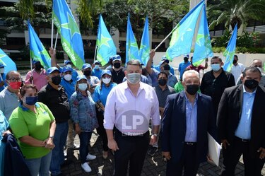 Miembros del PP insisten en que el presidente del partido violó estatutos y presentan descargos ante el TE