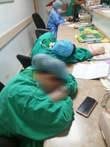 Ministro Sucre justifica jornadas de labores inhumanas