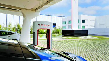 Incertidumbre rodea producción de Tesla