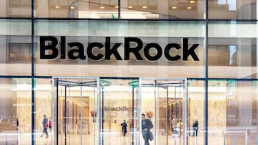 BlackRock vende 7.1% de sus acciones en Naturgy por cerca de $1,990 millones