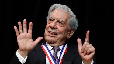 Premian a Mario Vargas Llosa en Estados Unidos