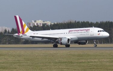 Hallada la segunda caja negra del avión A320 en los Alpes
