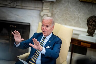 Biden recibe en la Casa Blanca a familias de estadounidenses presos en Rusia
