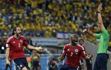 Selección colombiana aterriza en Bogotá tras el Mundial de Brasil