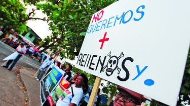 Presentan querella por anegaciones