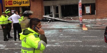 Explotan dos bombas en Bogotá , Colombia