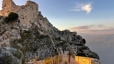 Israel toma un castillo clave en Líbano mientras aumenta su ofensiva contra Hezbolá