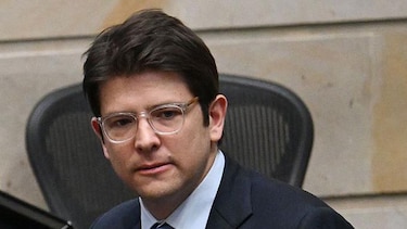 Qué se sabe del atentado contra Miguel Uribe Turbay, el precandidato a la presidencia de Colombia que recibió varios impactos de bala
