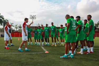 Thomas Christiansen arranca microciclos de cara a Baréin