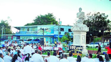 Herreranos festejan 100 años de creación de su provincia