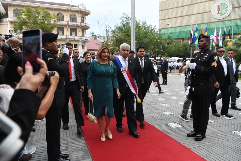 ‘Las cuentas estaban tan rojas que quemaban’, asegura Mulino en su primera rendición de cuentas