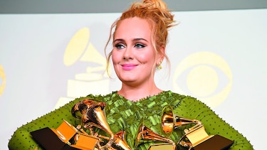 Adele arrasa en los Grammy