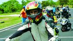 Motos, literalmente, volaron