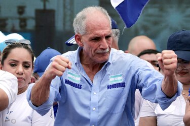 Continúa el lento escrutinio de elecciones en Honduras con Asfura encabezando resultados