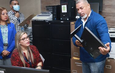 Fiscalía Anticorrupción confisca cuatro CPU de computadoras de la Junta Comunal de San Francisco