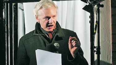 Ecuador acuerda negociar con Suecia el interrogatorio de Julian Assange en Londres