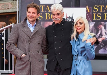 Sam Elliot deja huella en cemento de Hollywood
