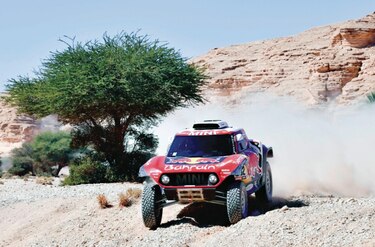 Peterhansel y Quintanilla ganan la novena etapa del Dakar