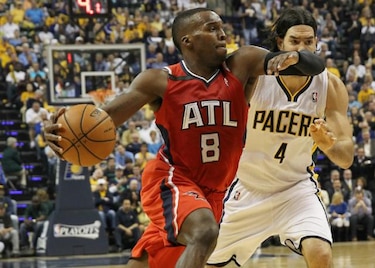 Hawks ponen a Pacers al borde de la eliminación; los Heat sellan su pase