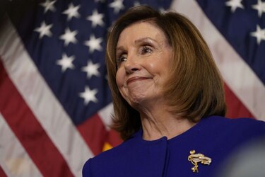 Pelosi planea enviar la acusación de Trump al Senado la próxima semana
