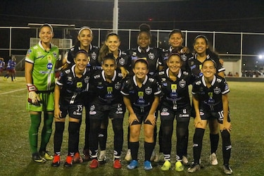 Cuatro equipos arrancan su sueño en las semifinales del fútbol femenino