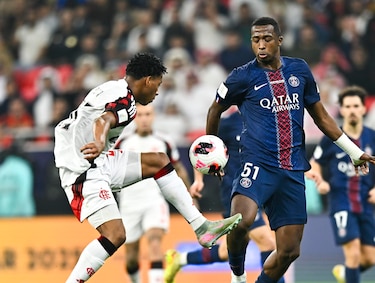 Safonov guía al PSG a su primera Copa Intercontinental
