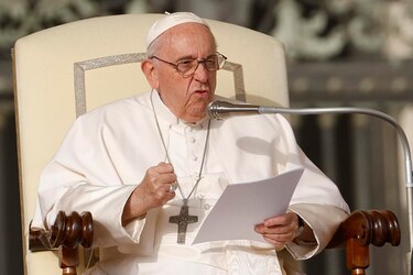 El papa desea que la Navidad lleve ‘un rayo de paz’ en Ucrania