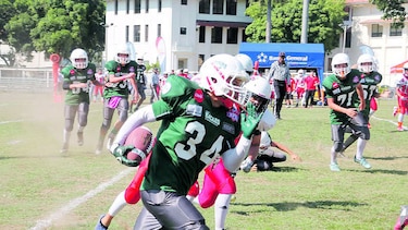 Eagles ganan en su debut