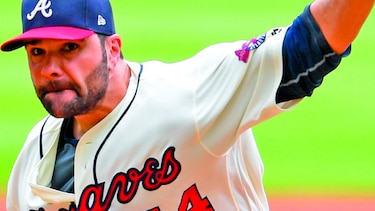 García luce y Bravos doblegan a Arizona