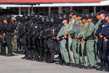 Ministro de Seguridad propone evaluar servicio policial obligatorio para jóvenes