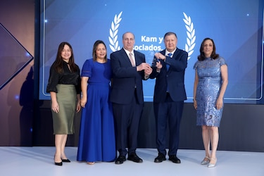 WorldWide Medical reconoce la excelencia de sus aliados estratégicos en una gala especial