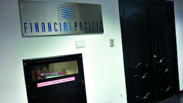 Conceden 7 fianzas en caso Financial Pacific