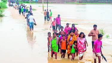 Nepal e India, bajo lluvias torrenciales