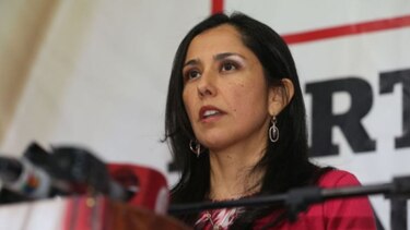 Justicia permite a Nadine Heredia salir de Perú