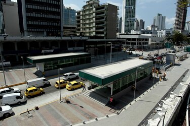Metro trabaja en pliego para ampliar la línea 2