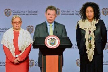 Dos abogadas negocian la paz