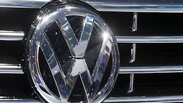 Volkswagen recortará inversión y cambiará tecnología diésel