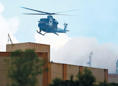 Incendio consume edificio en San Salvador