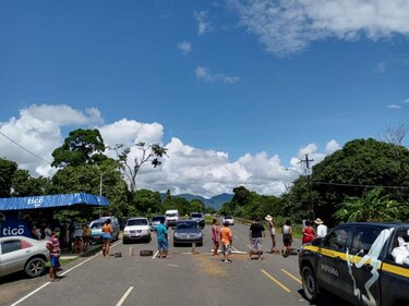 Quejas y protestas por la falta de energía eléctrica en Tonosí, provincia de Los Santos