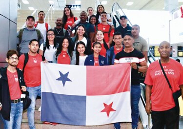 Panamá gana oro, plata y bronce en regional de pesas