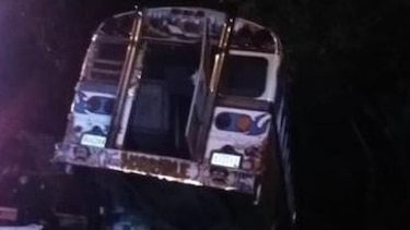 Accidente vehicular deja 11 personas heridas