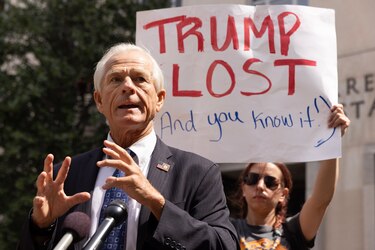 Exasesor de Donald Trump Peter Navarro deberá ingresar en prisión la semana próxima