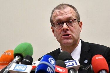 Nivel de vacunación contra la Covid-19 en Europa está ‘lejos de ser suficiente’ para evitar rebrote 