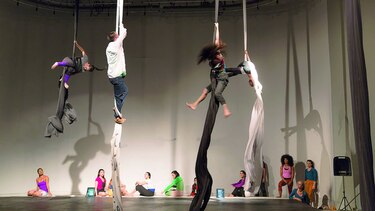 Un laboratorio sobre la danza suspendida